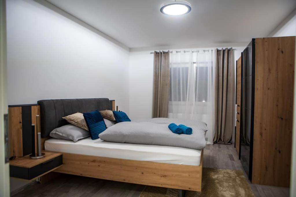 Apartment Und Stadt, Neben Mannheim, Heidelberg, Worms Lampertheim