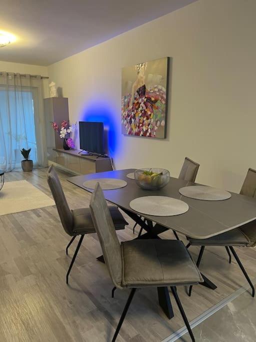 Und Stadt, Neben Mannheim, Heidelberg, Worms Apartment
